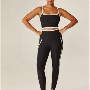 Beyond Yoga Space Dye New Moves Set: Sports Bra & High Waisted Midi Legging